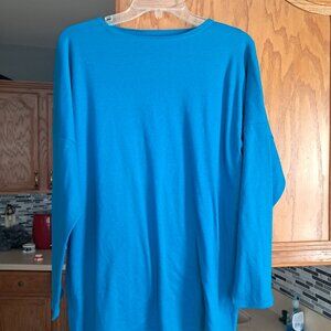 SASSY WOMENS SWETS  WOMENS SWEATSHIRT SIZE S